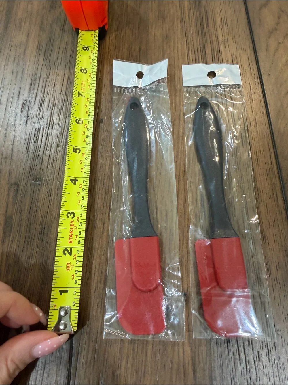 2 Red Silicone Spatula with Black Handle - Versatile Kitchen Tool